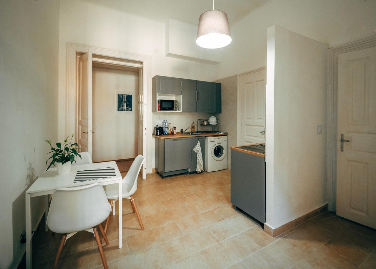 111 Hostel Budapest Eksteriør bilde